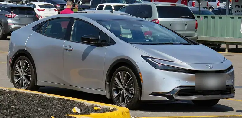 Toyota Prius V XW60 (2022-XXXX)