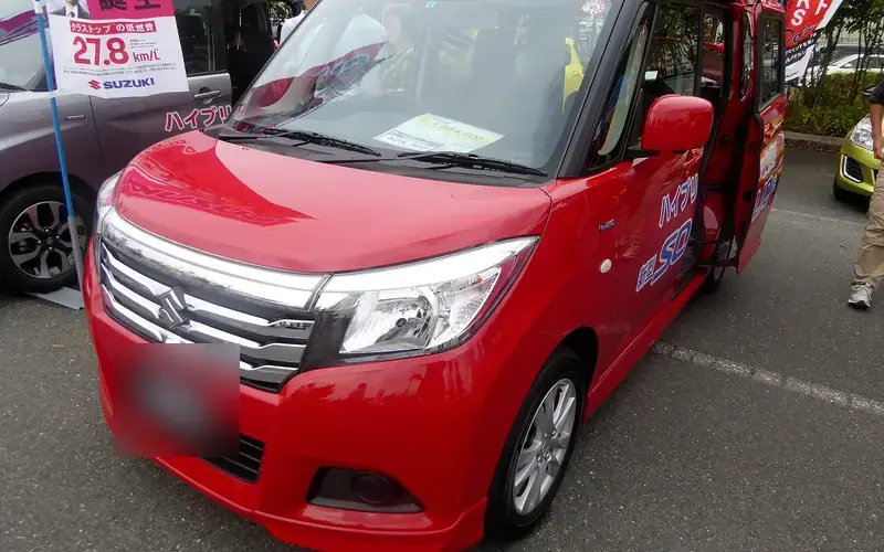 Suzuki Solio MA36S