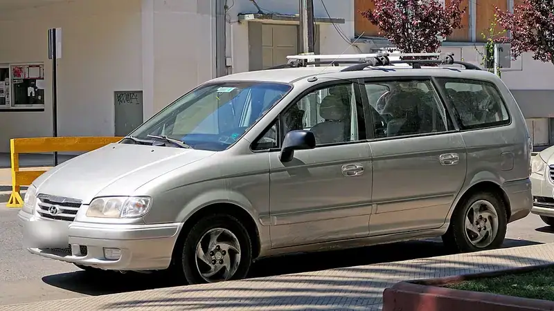 Hyundai Trajet FO Restylage (2004-2008)