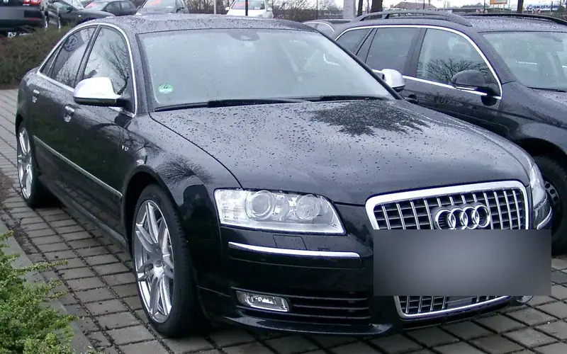 Audi S8 D3 (2006-2008)