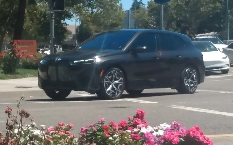 BMW iX I20