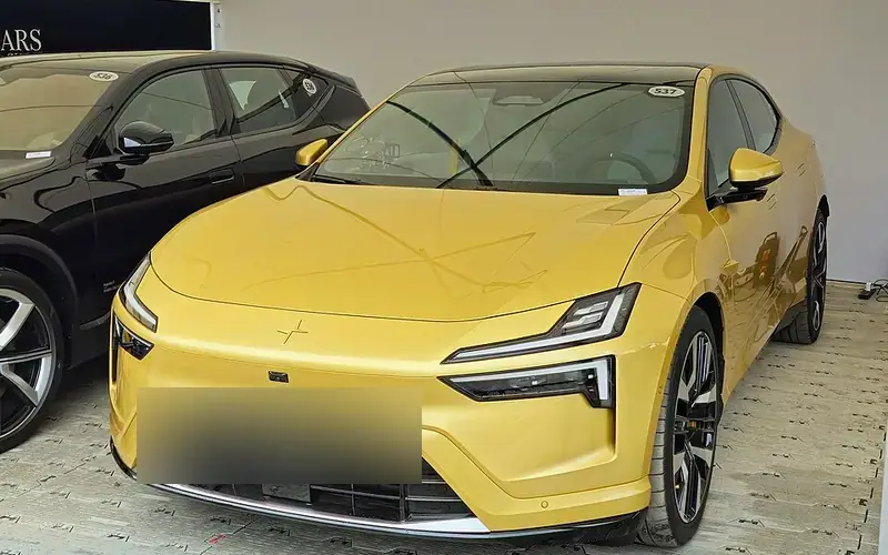 Polestar 4 1ère génération (2024-XXXX)
