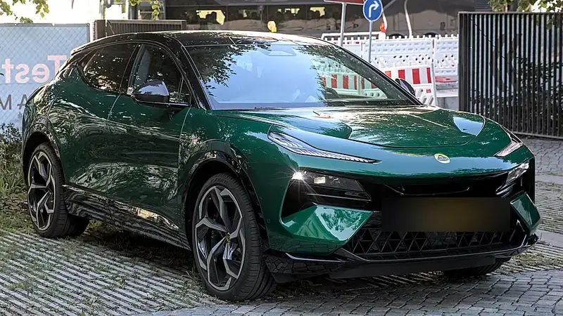 Lotus Eletre Eletre