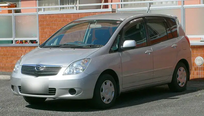 Toyota Verso E120 (2001-2004)