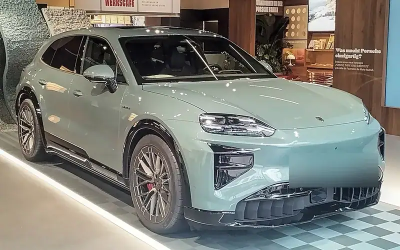 Porsche Cayenne Electric E4 (2026-XXXX)