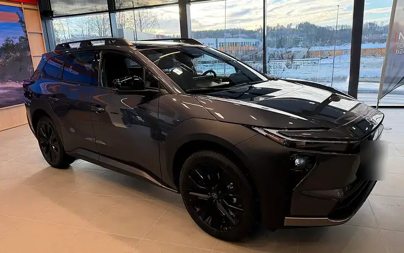 Toyota bZ4X Touring (2026-XXXX)
