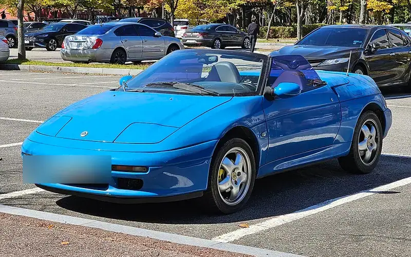 Lotus Elan M100
